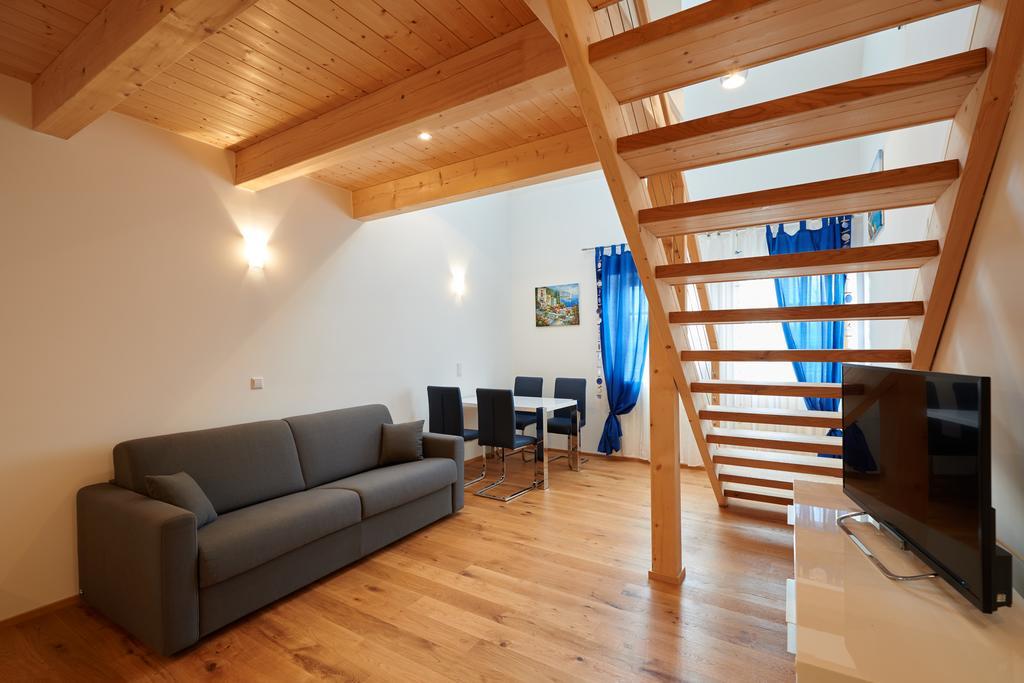 Apartamento Neulendtnerhof Mettmach Habitación foto